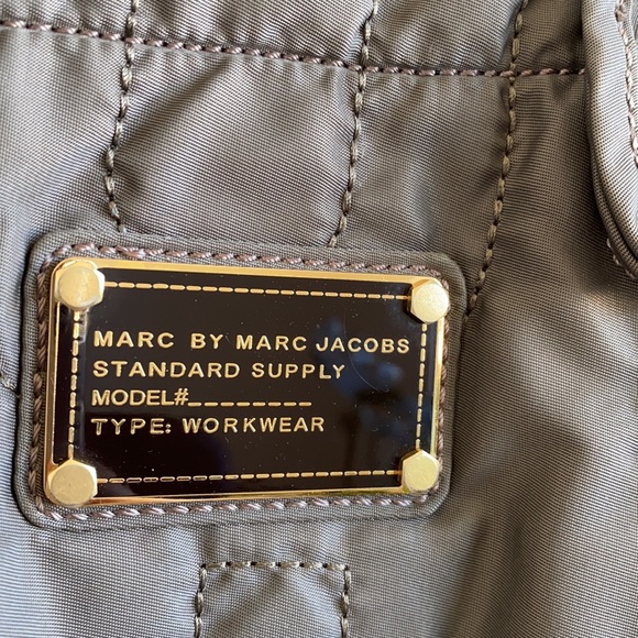 100% Authentic Marc By Marc Jacobs Quilted Tote - Picture 2 of 6